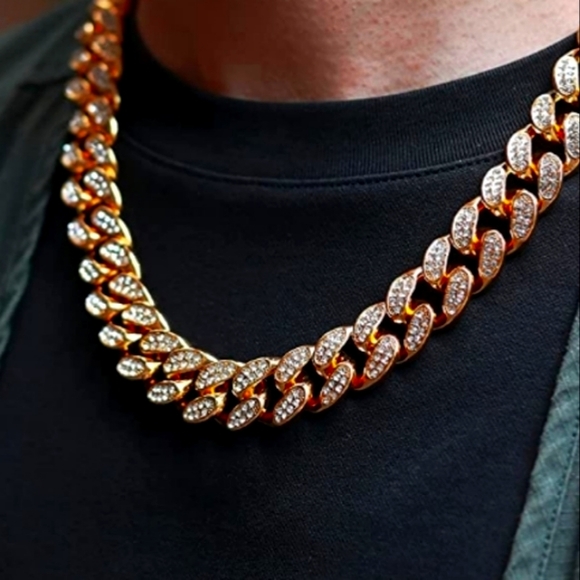 Other - 18k Gold & Iced Out Diamonds  Runway Chic Cuban Link Necklace NWT